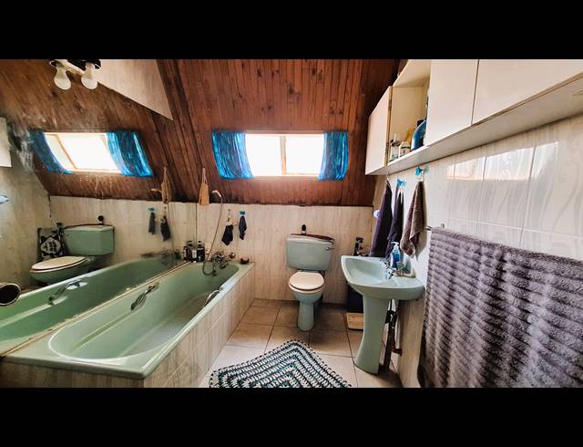 2.30HA SMALLHOLDING FOR SALE IN THEOVILLE